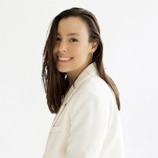 Joó Réka | Gyógytornász-fizioterapeuta